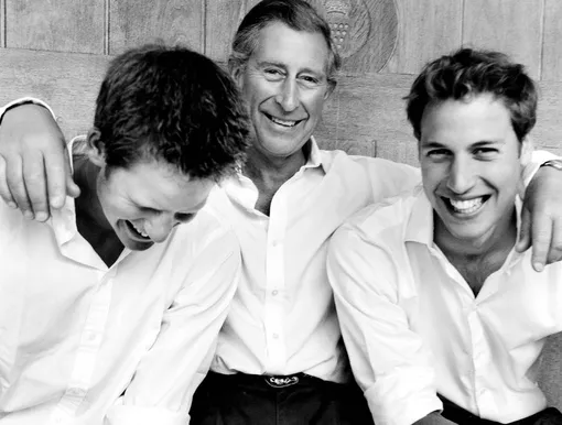 Принц Чарльз с двумя сыновьями, 2011 год