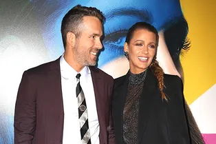 Такая разная Блейк Лайвли: актриса сменила 5 брючных костюмов за один день