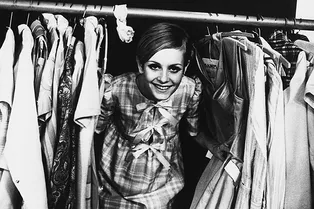 Куда сдать ненужные вещи