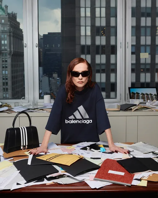 Изабель Юппер в рекламной кампании The Balenciaga X Adidas