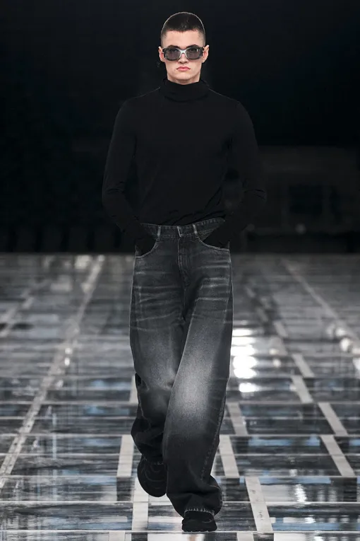 Givenchy осень-зима 2022/23 Givenchy осень-зима 2022/23
