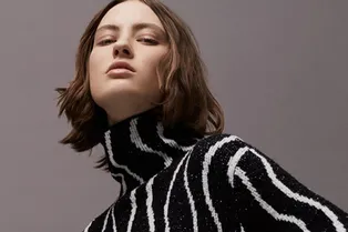 Почему нам так нравится расслабленная женственность Victoria Victoria Beckham