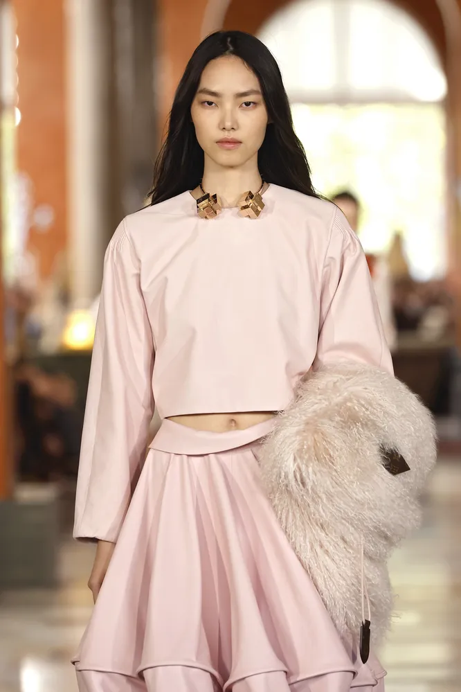 Louis Vuitton весна-лето 2026