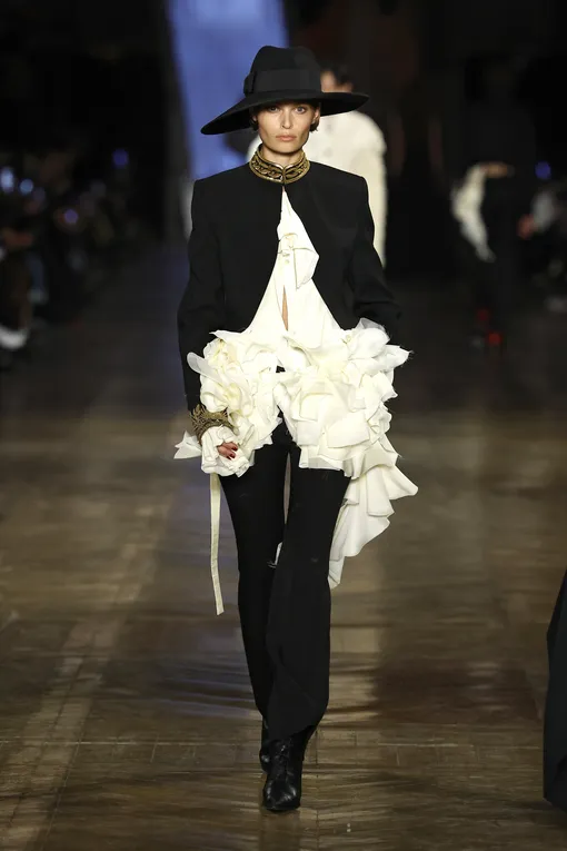 McQueen осень-зима 2025/26 McQueen осень-зима 2025/26