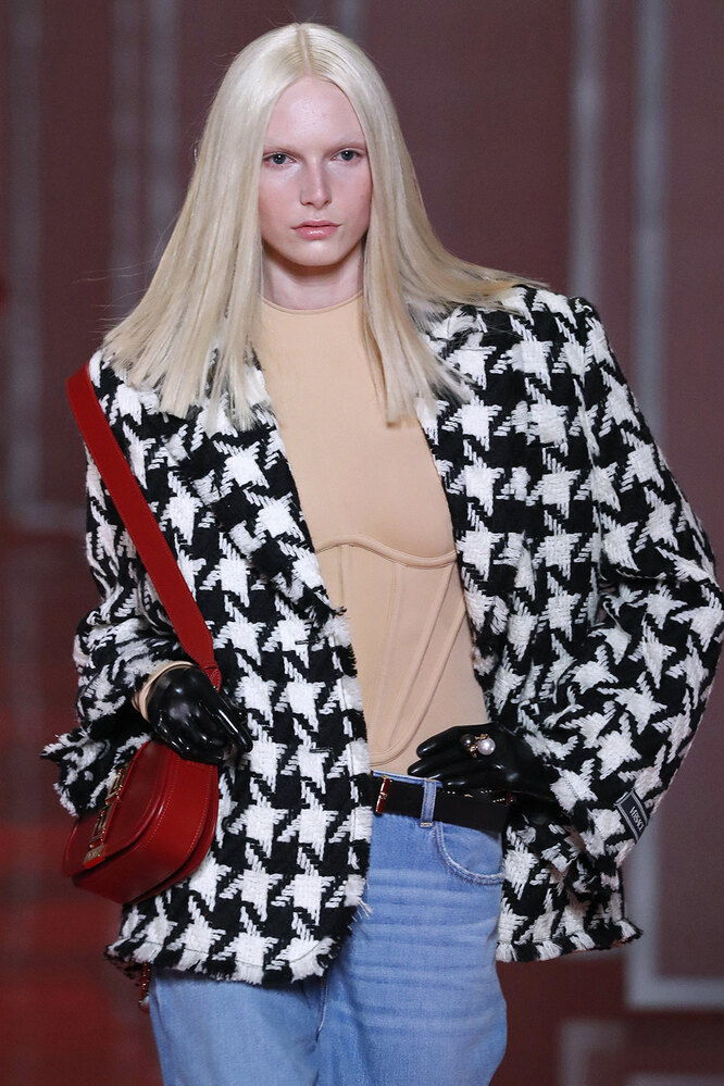 Versace осень-зима 22/23 Versace осень-зима 22/23