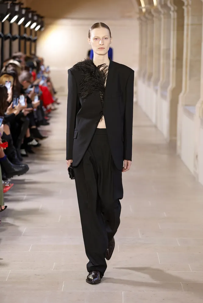 Victoria Beckham осень-зима 2023/24 Victoria Beckham осень-зима 2023/24