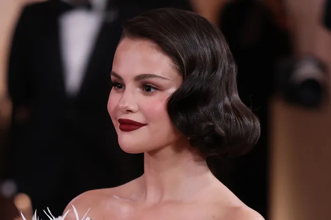 Как модно уложить каре: 6 идей с красной дорожки «Золотого глобуса»