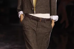 Эти брюки — модный минимум на весну-2026