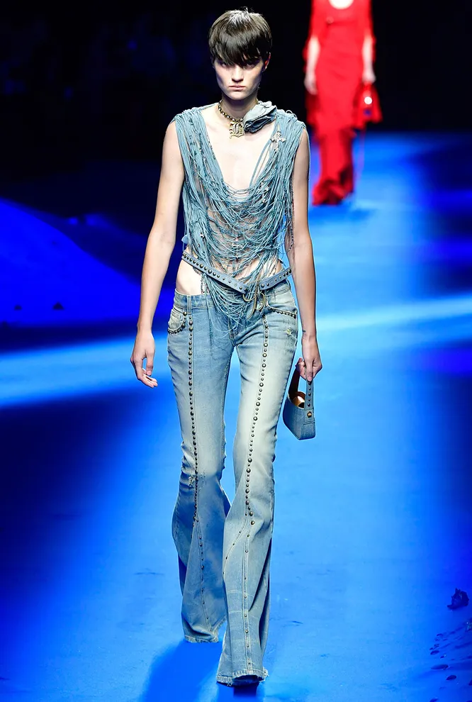 Blumarine весна-лето 2023 Blumarine весна-лето 2023