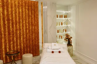 Безболезненная фотоэпиляция, янтарное спа и другие бьюти-адреса месяца