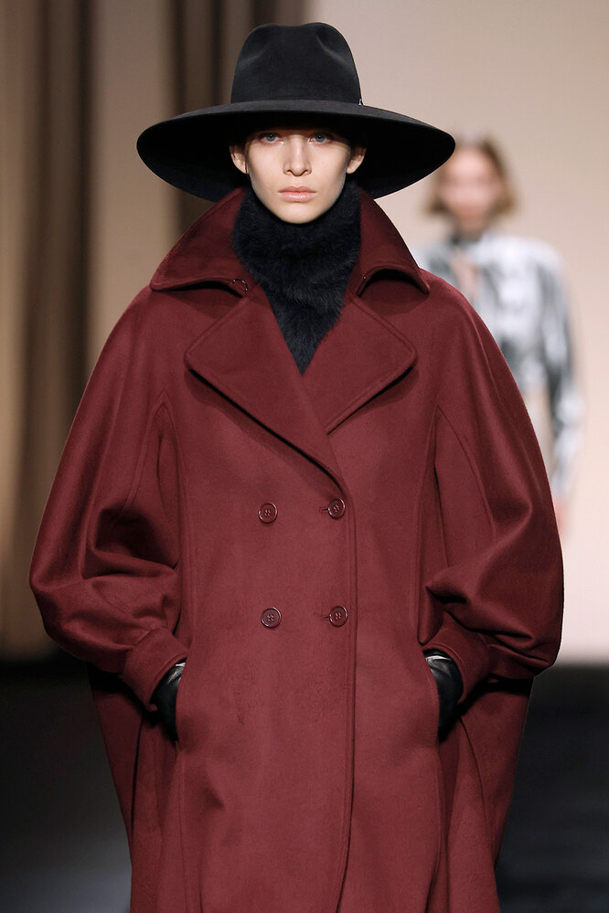 Alberta Ferretti осень-зима 2023/24 Alberta Ferretti осень-зима 2023/24