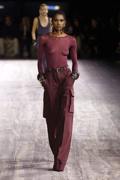 Saint Laurent весна-лето 2024 Saint Laurent весна-лето 2024