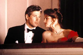 Смотрим спектакль не выходя из дома: 5 онлайн-театров со знаменитыми постановками