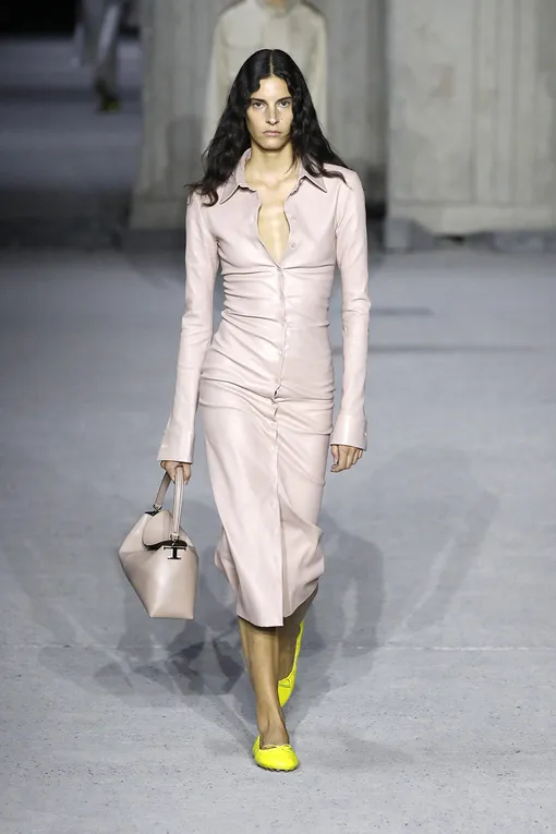 Tod’s весна-лето 2023 Tod’s весна-лето 2023