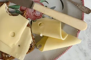 Сыр вызывает зависимость. Как это отражается на организме