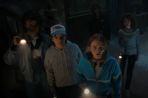 «Очень странные дела» «Очень странные дела»