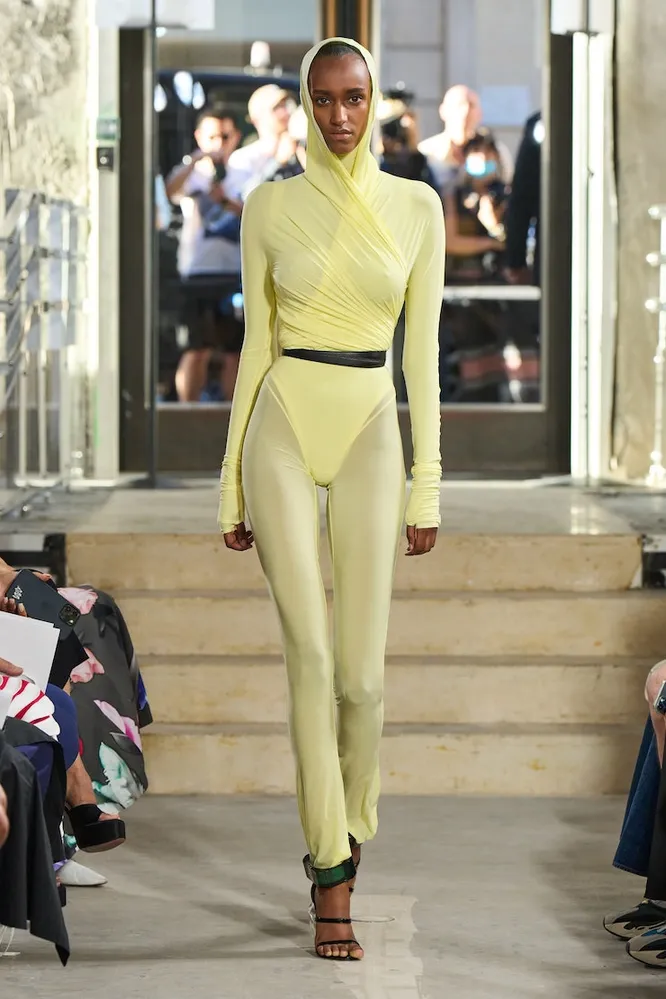 Alaïa весна-лето 2023