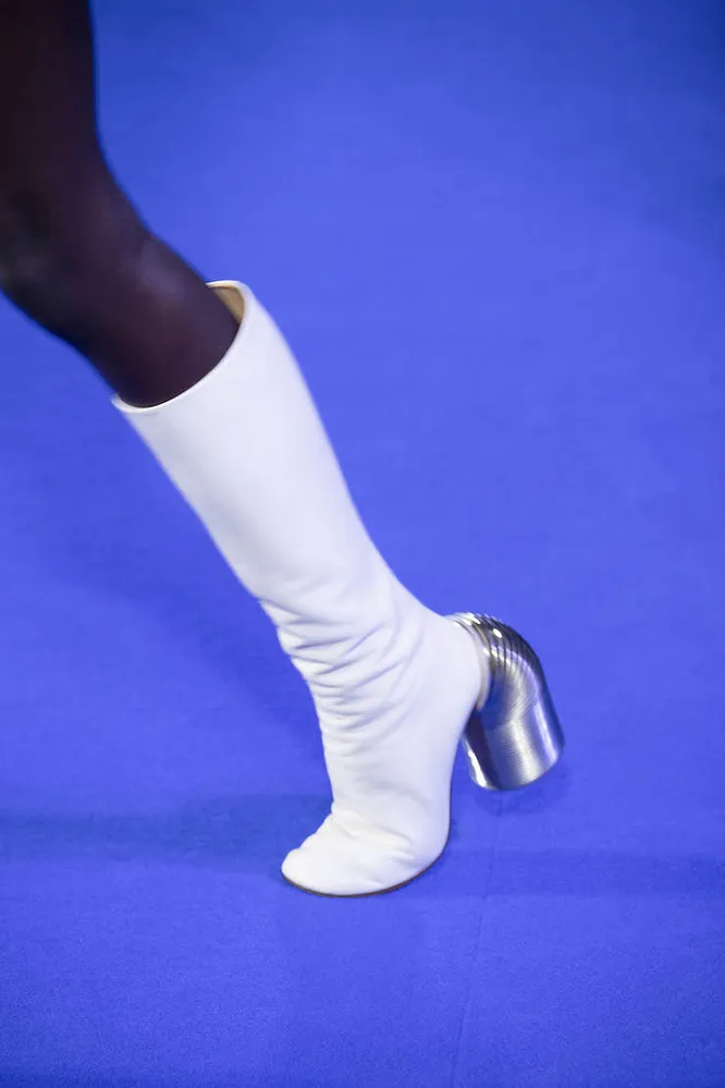 Off-White весна-лето 2023