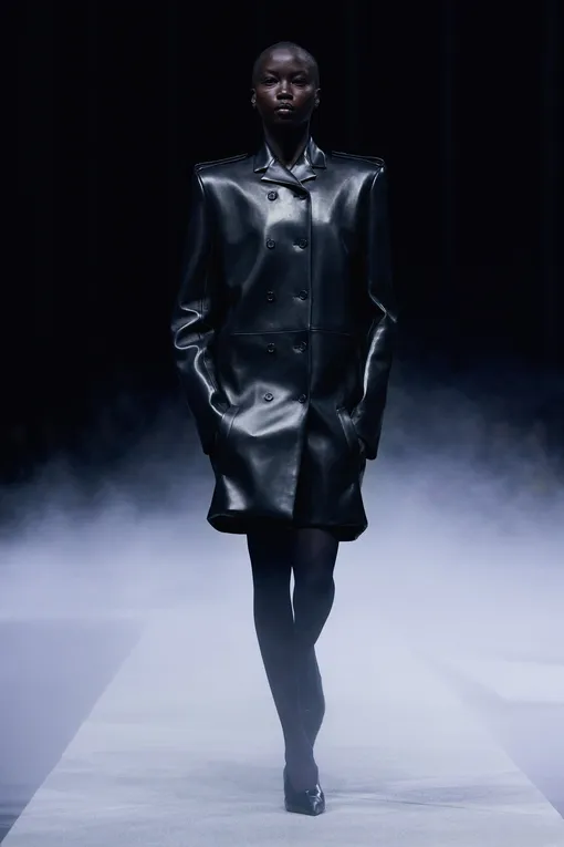 Khaite весна-лето 2026