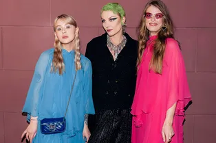 Софья Эрнст и Маша Миногарова на премьере фильма Ренаты Литвиновой для Gucci «Скромное обаяние волшебников»