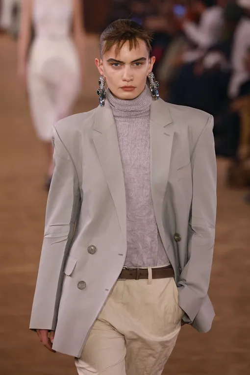 Acne Studios весна-лето 2026 Acne Studios весна-лето 2026