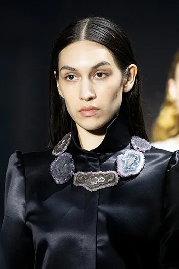 Gabriela Hearst весна-лето 2022