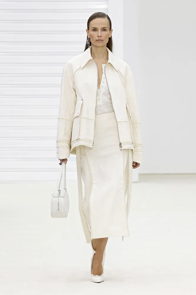 Ferrari весна-лето 2026