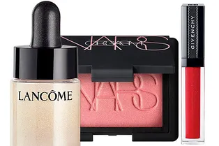 7 новых средств для макияжа, которые подчеркнут золотистый загар