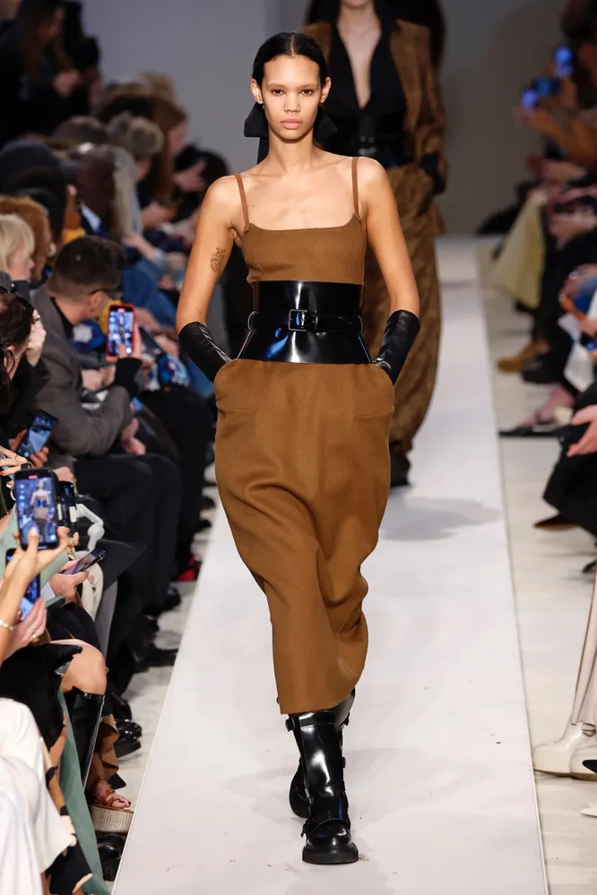 Max Mara осень-зима 2023/24