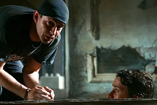 Кадр из фильма «Особо Опасен» Кадр из фильма «Особо Опасен»