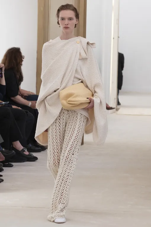 Alberta Ferretti весна-лето 2026 Alberta Ferretti весна-лето 2026