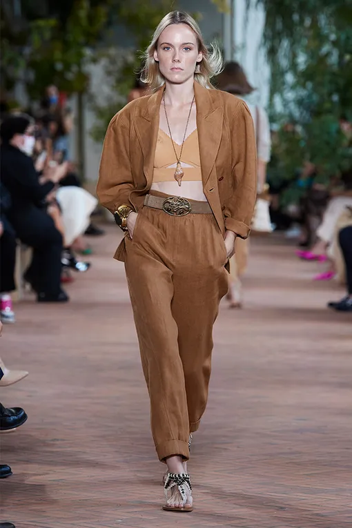 Alberts Ferretti весна-лето 2021