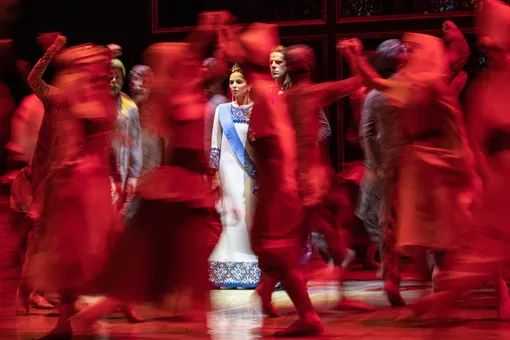 Сцена из балета «Шахерезада» (с) Александра Муравьева Сцена из балета «Шахерезада» (с) Александра Муравьева