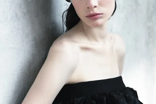 Дебют: Рия Кебурия Дебют: Рия Кебурия