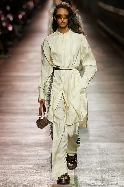 LOUIS VUITTON PRE-FALL 2023 LOUIS VUITTON PRE-FALL 2023