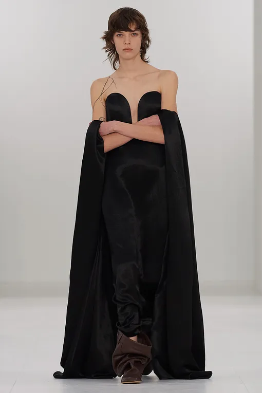 Loewe осень-зима 2023/24 Loewe осень-зима 2023/24
