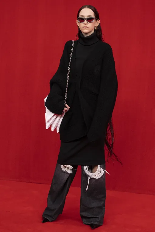 Balenciaga весна-лето 2022 Balenciaga весна-лето 2022