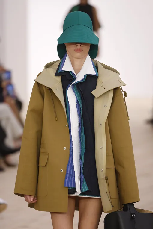 Loewe весна-лето 2026