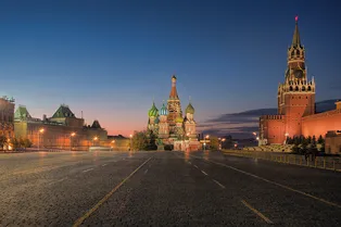 В Москве объявлен новый локдаун. С 28 октября по 7 ноября будут закрыты непродовольственные магазины и рестораны