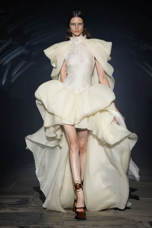Alexander McQueen весна-лето 2027