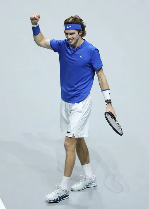 Теннисист Андрей Рублев после победы в первом матче