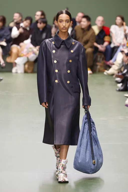 Loewe осень-зима 2024/25 Loewe осень-зима 2024/25