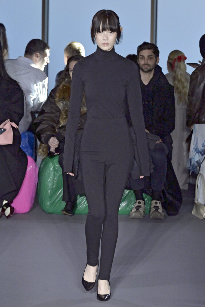 Christopher Kane осень-зима 2023/24 Christopher Kane осень-зима 2023/24