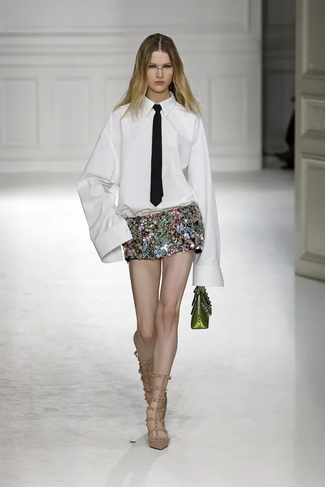 Valentino осень-зима 2023/24 Valentino осень-зима 2023/24