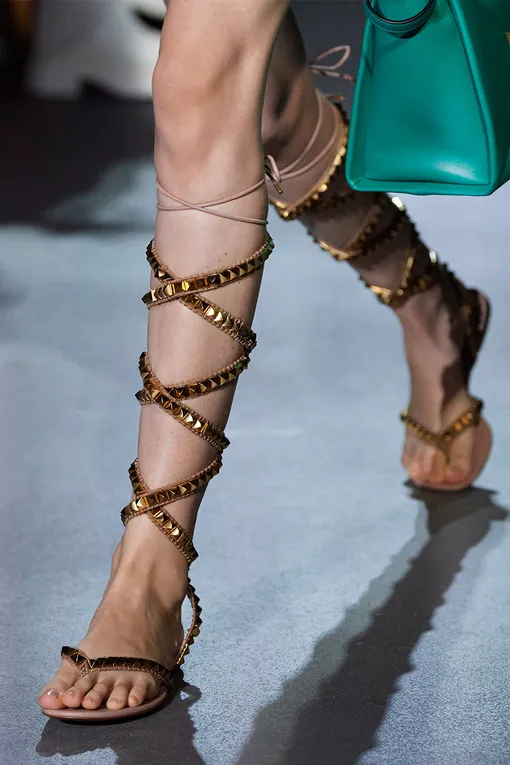 Valentino весна-лето 2022