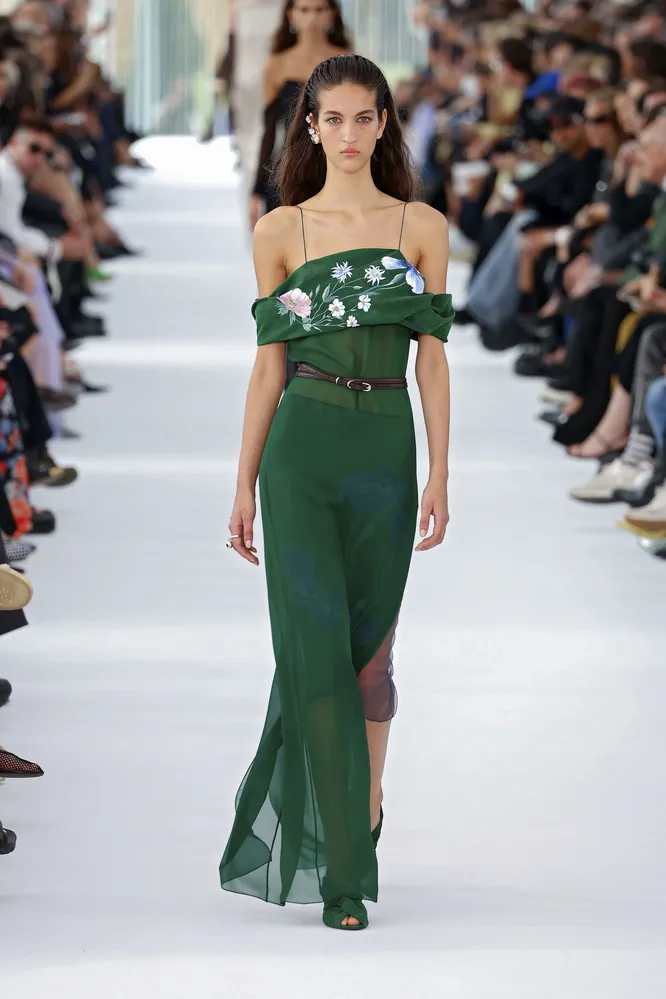 Givenchy весна-лето 2024