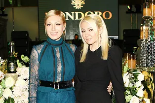 Яна Рудковская и Наталья Давыдова на ужине Mondoro