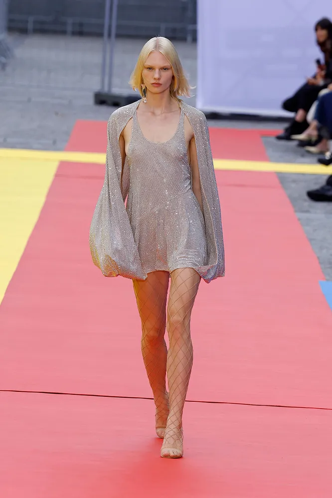 STELLA MCCARTNEY весна-лето 2023