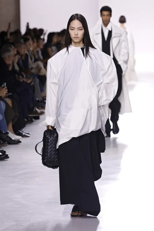 Bottega Veneta весна-лето 2026 Bottega Veneta весна-лето 2026
