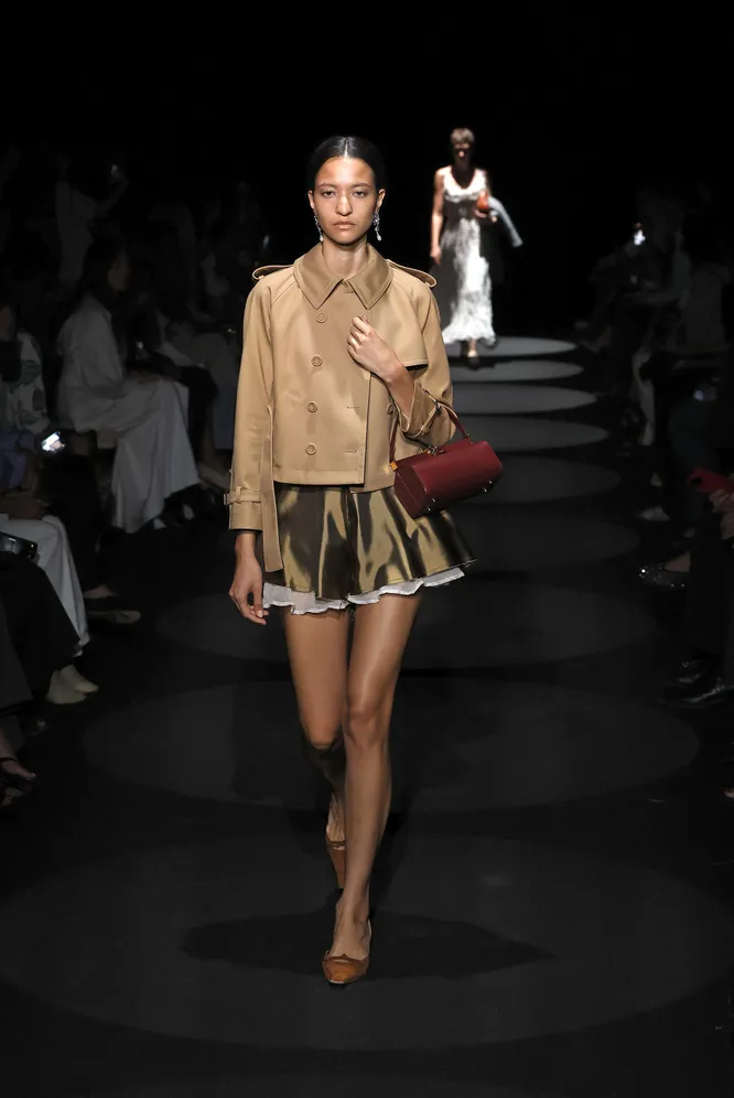 Altuzarra весна-лето 2024 Altuzarra весна-лето 2024